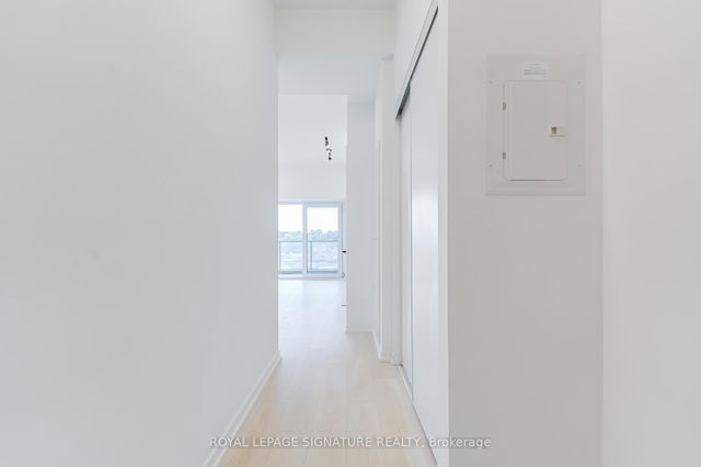 406 - 1285 Dupont Street