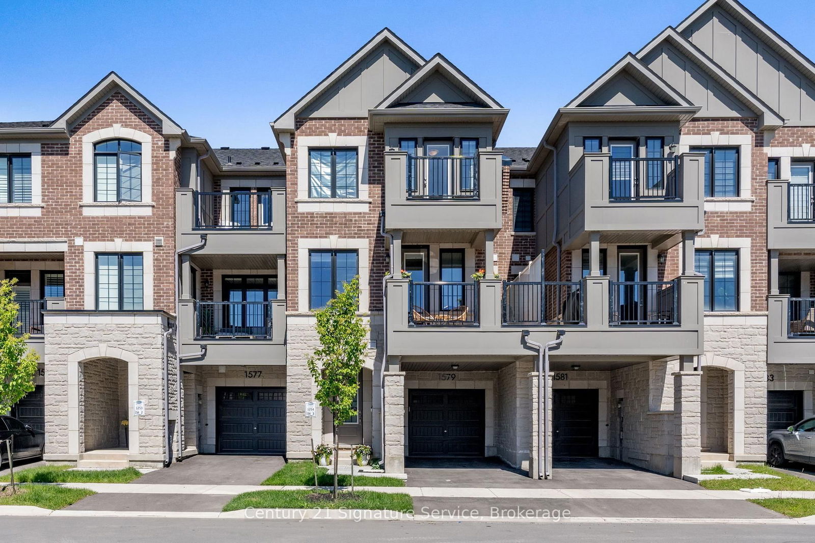 Townhouse for sale at 1579 Denison Place, Milton, Bowes, L9E 1Y2 - MLS: W12181005
