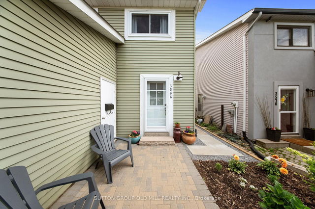 3566 Woodhurst Crescent