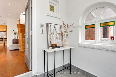 25 Mayfield Ave, Toronto - High Park-Swansea image-0-3