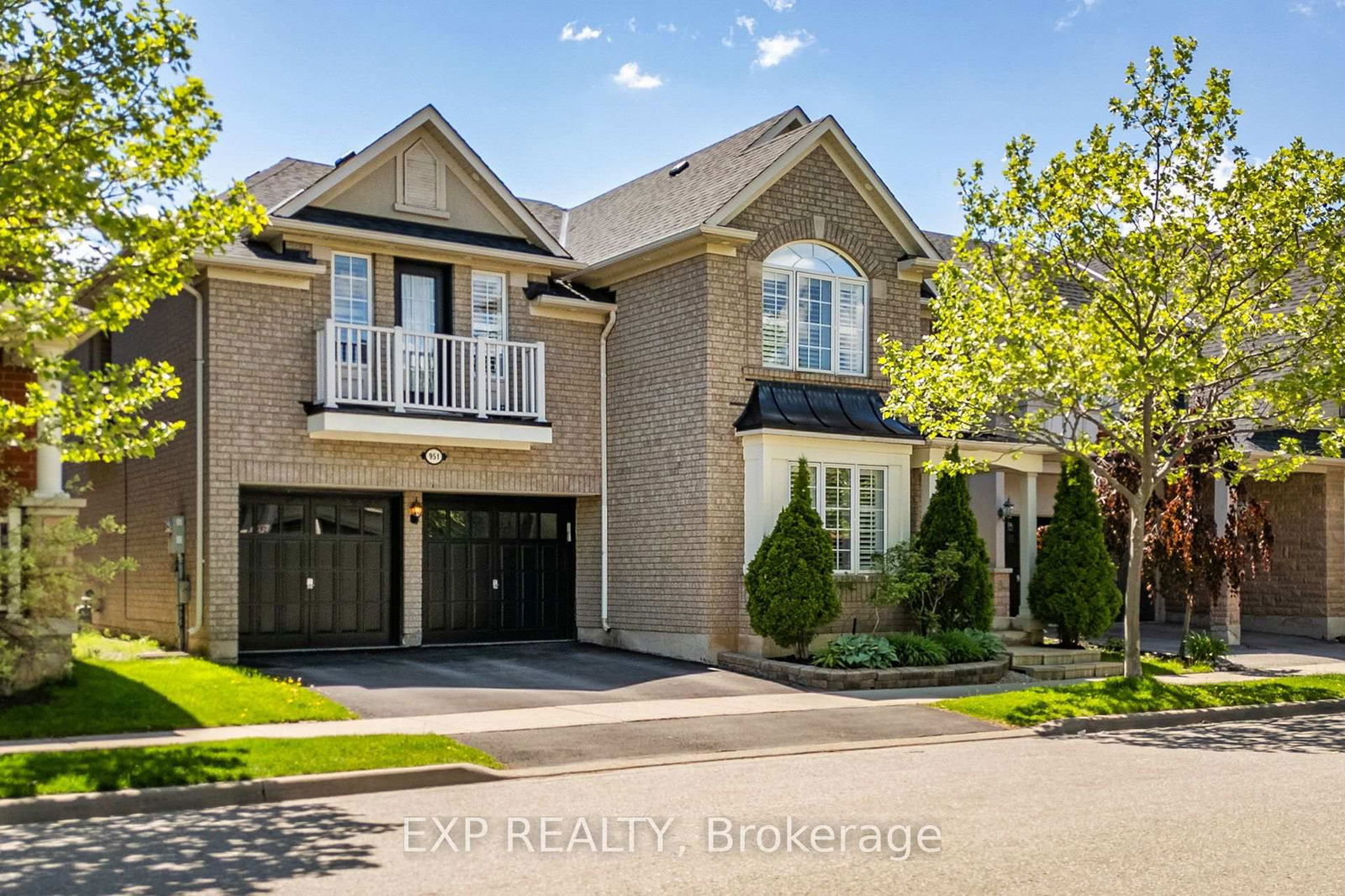 Detached House for sale at 951 Cousens Terrace, Milton, Coates, L9T 0E1 - MLS: W12181414