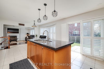 951 Cousens Terr, Milton - Coates image-0-4