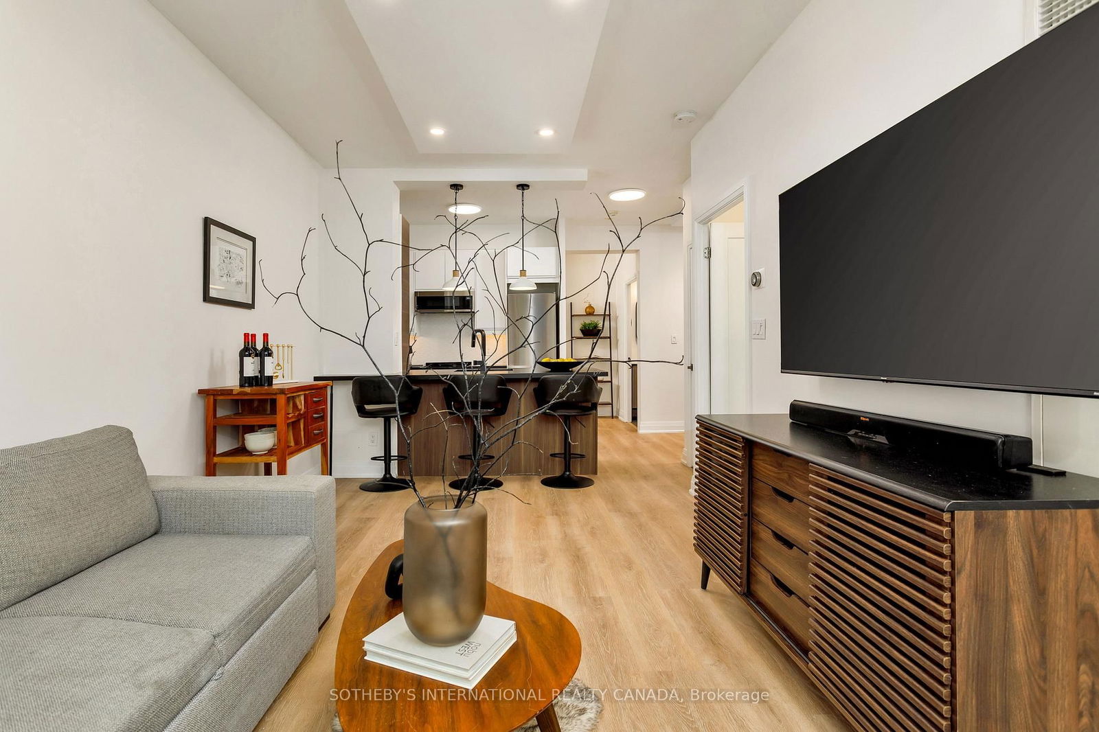 Condo for sale at 201-3391 Bloor Street, Toronto, Islington-City Centre West, M8X 1G3 - MLS: W12181428