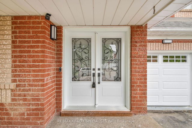 6 Meadow Glade Road