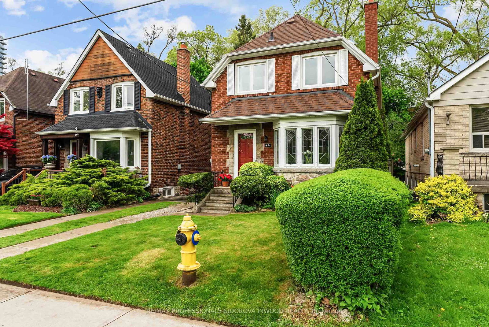 Detached House for sale at 42 Coe Hill Drive, Toronto, High Park-Swansea, M6S 3C8 - MLS: W12181490