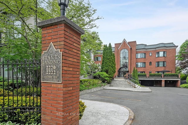 23 - 2220 Lakeshore Road