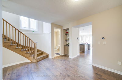 240 Chilver Hts, Milton - Ford image-0-4