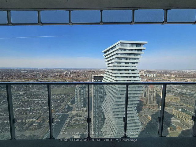 5711 - 3883 Quartz Road