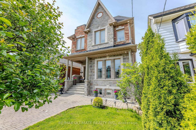 134 Brownville Ave, Toronto - Mount Dennis image-0-0