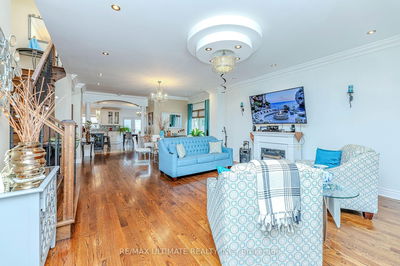 134 Brownville Ave, Toronto - Mount Dennis image-0-2