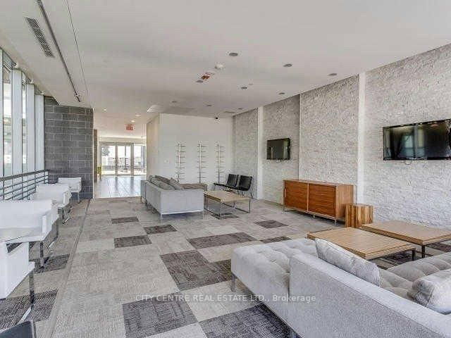 1003 - 360 Square One Drive