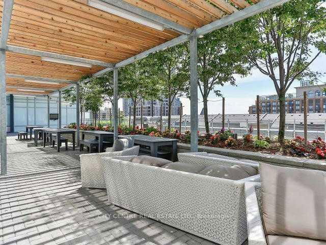 1003 - 360 Square One Drive