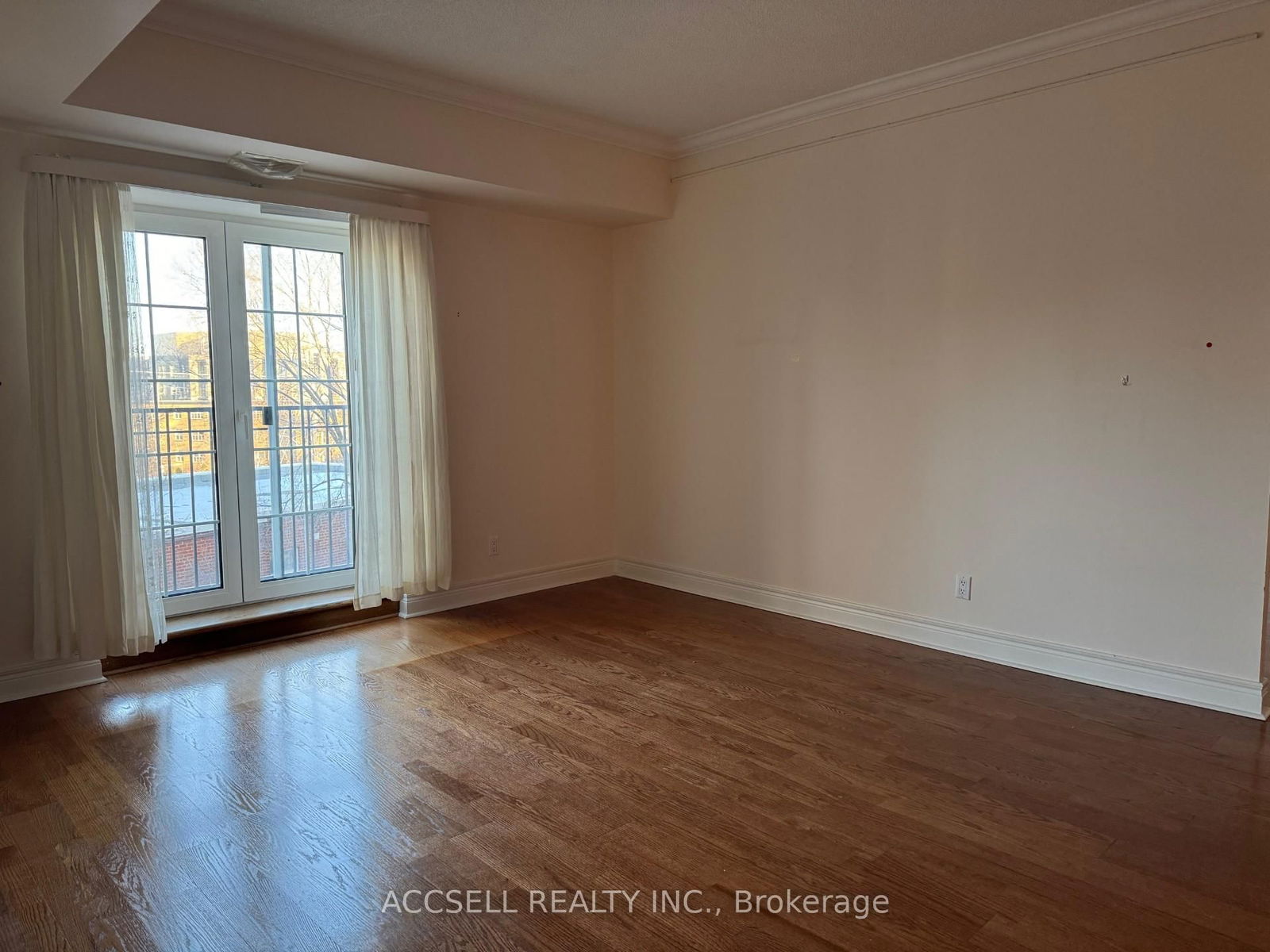 Condo for sale at 304-30 Anglesey Boulevard, Toronto, Edenbridge-Humber Valley, M9A 3B5 - MLS: W12182319