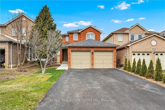 Upper Level - 3608 Cherrington Crescent