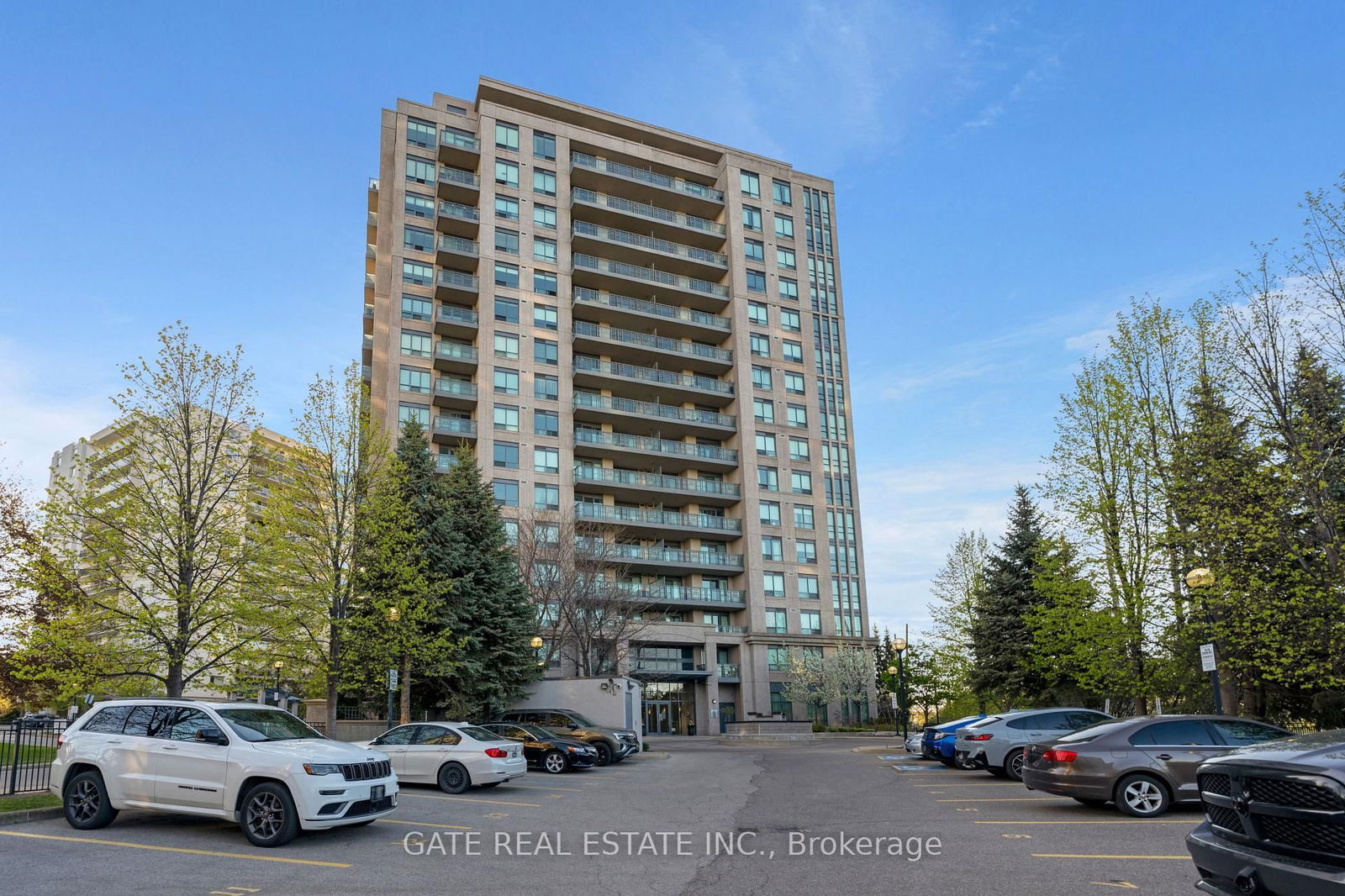 Condo for sale at 1605-38 Fontenay Court, Toronto, Edenbridge-Humber Valley, M9A 5H5 - MLS: W12182465