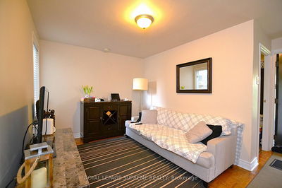 4 Chandos Ave, Toronto - Dovercourt-Wallace Emerson-Junction image-0-2