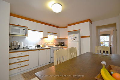 4 Chandos Ave, Toronto - Dovercourt-Wallace Emerson-Junction image-0-4