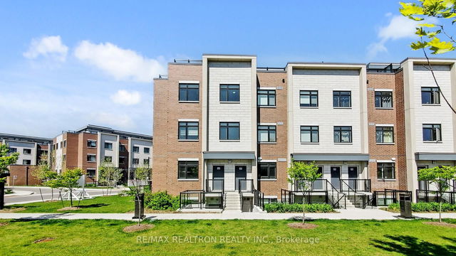 217 - 1070 Douglas Mccurdy Common