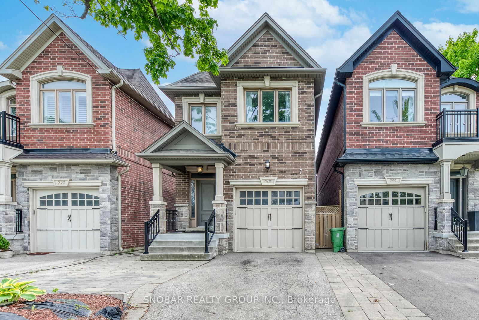 Detached House for sale at 797 Oxford Street, Toronto, Mimico, M8Z 1L5 - MLS: W12182702