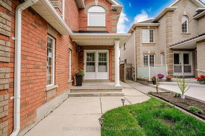 13 Tarquini Cres, Caledon - Bolton West image-0-4