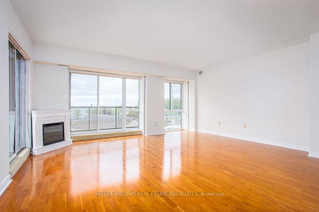 315 - 102 Bronte Road