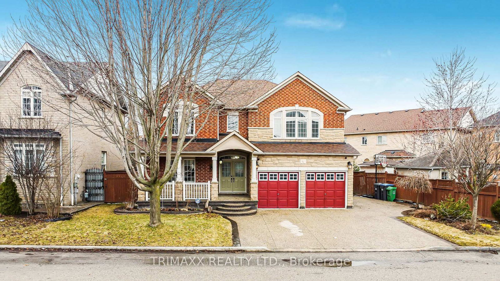 Detached House for sale at 3 Turret Crescent, Brampton, Fletcher's Meadow, L7A 2N9 - MLS: W12183038