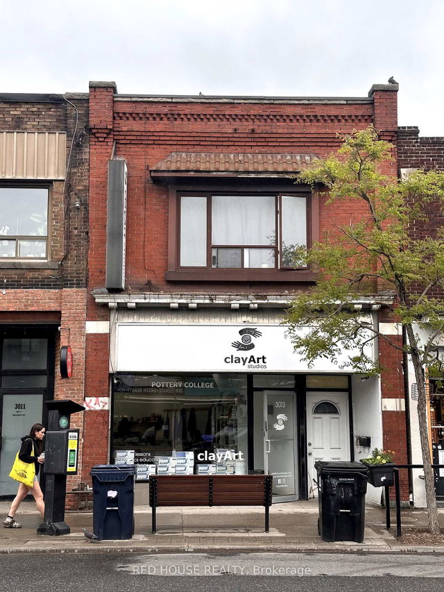 Lower - 3013 Dundas Street