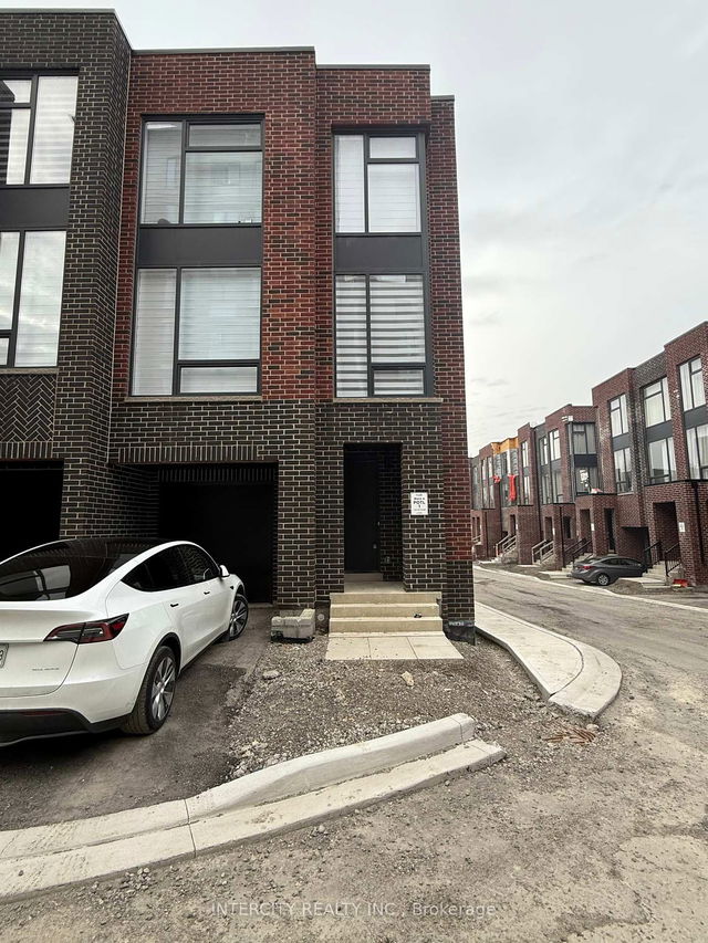 1 Taylor Court