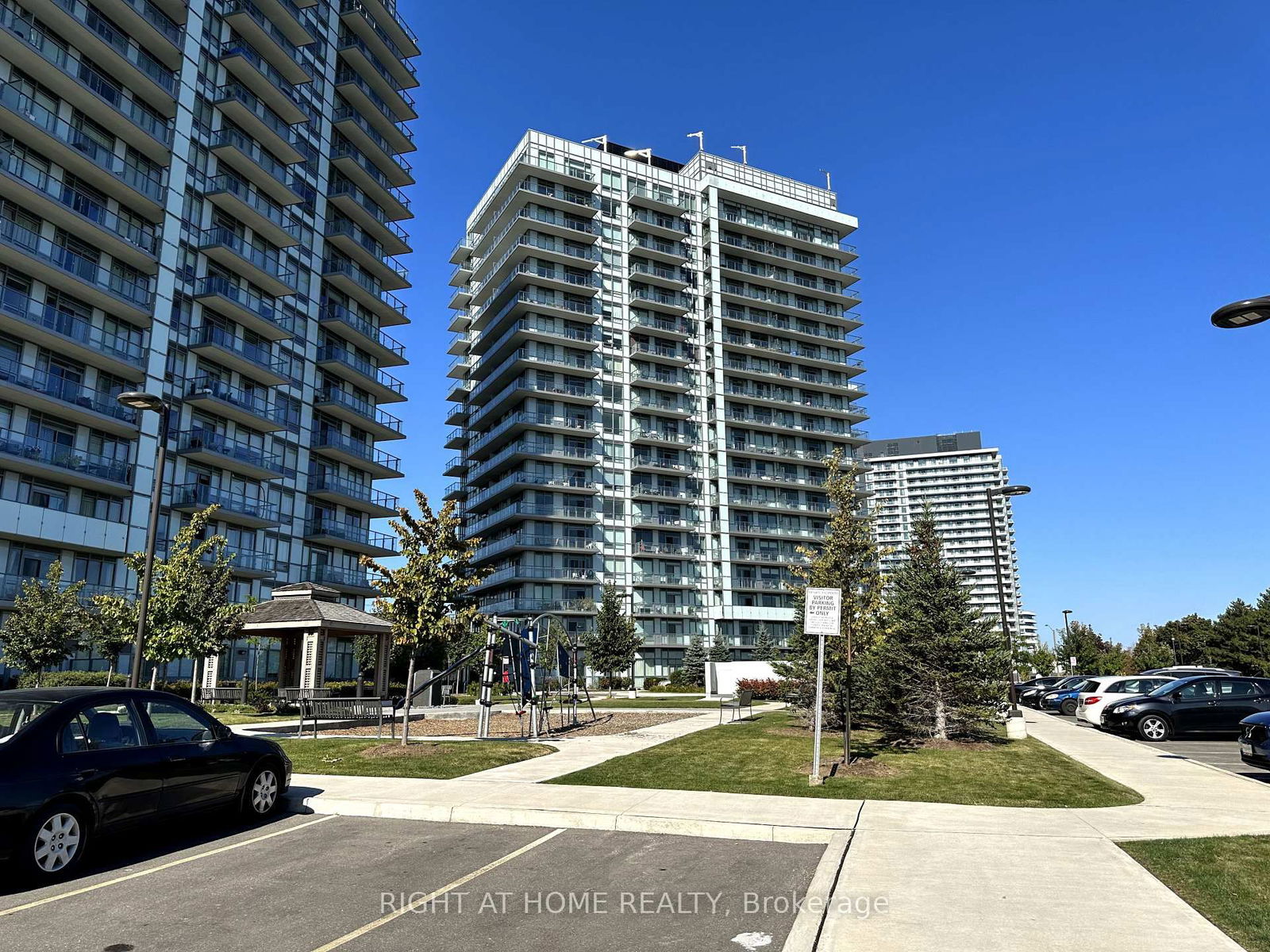 Condo for lease at 1008-4699 Glen Erin Drive, Mississauga, Central Erin Mills, L5M 2E5 - MLS: W12183293
