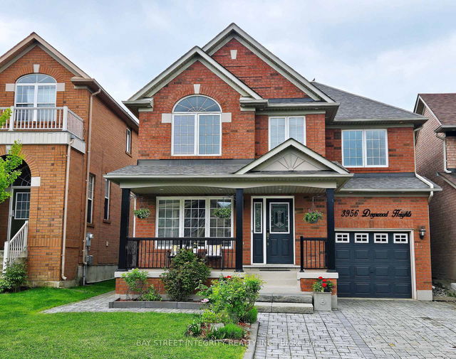 3956 Deepwood Heights