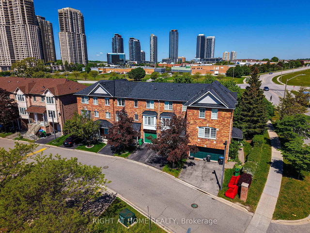 3 - 80 Acorn Place