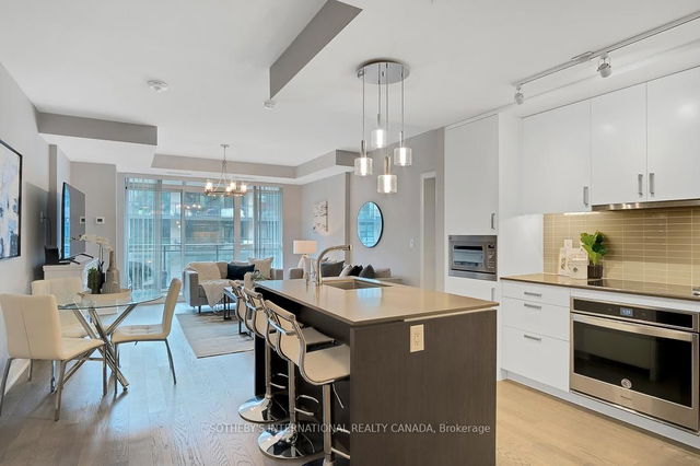234 - 1575 Lakeshore Road