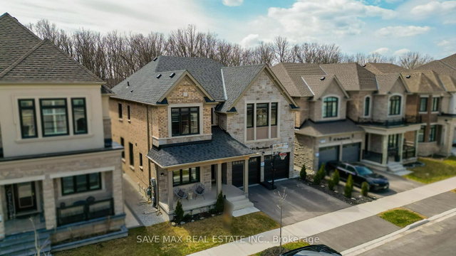 449 Thornborrow Court