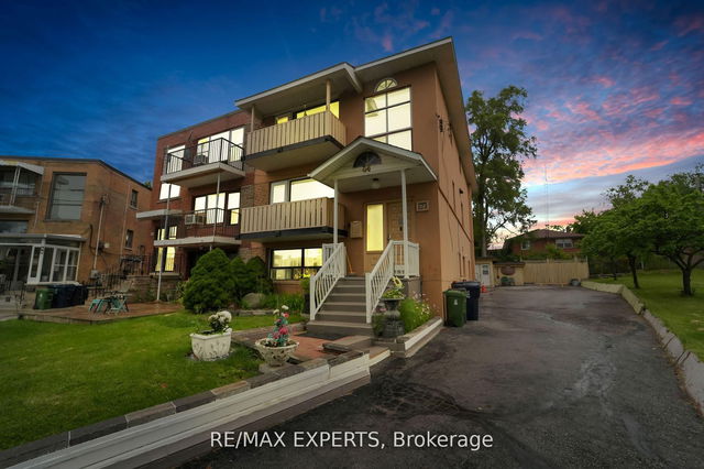 44 Elway Court