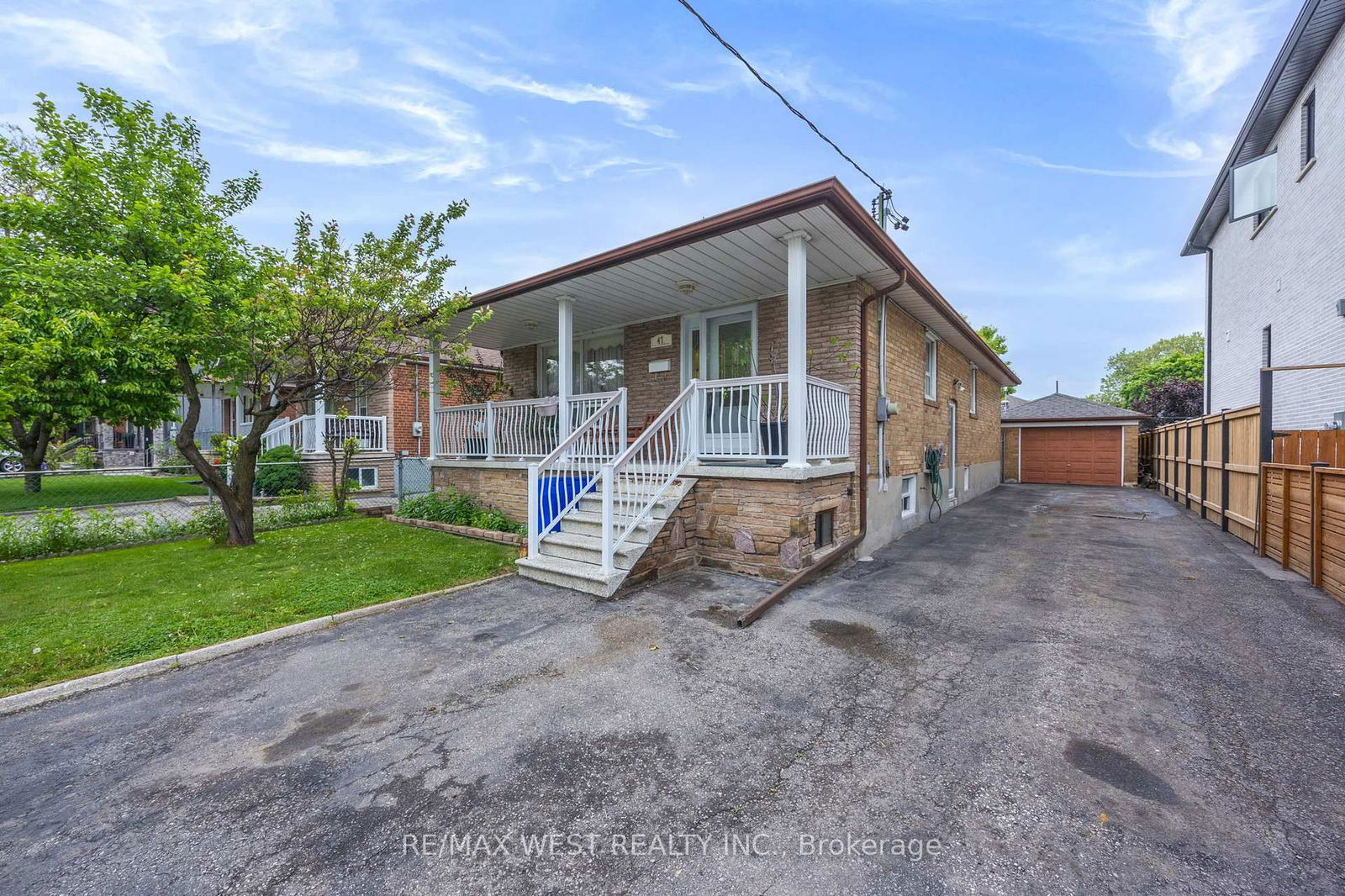 Detached House for sale at 47 Brawley Avenue, Toronto, Islington-City Centre West, M8Z 4Z5 - MLS: W12184367