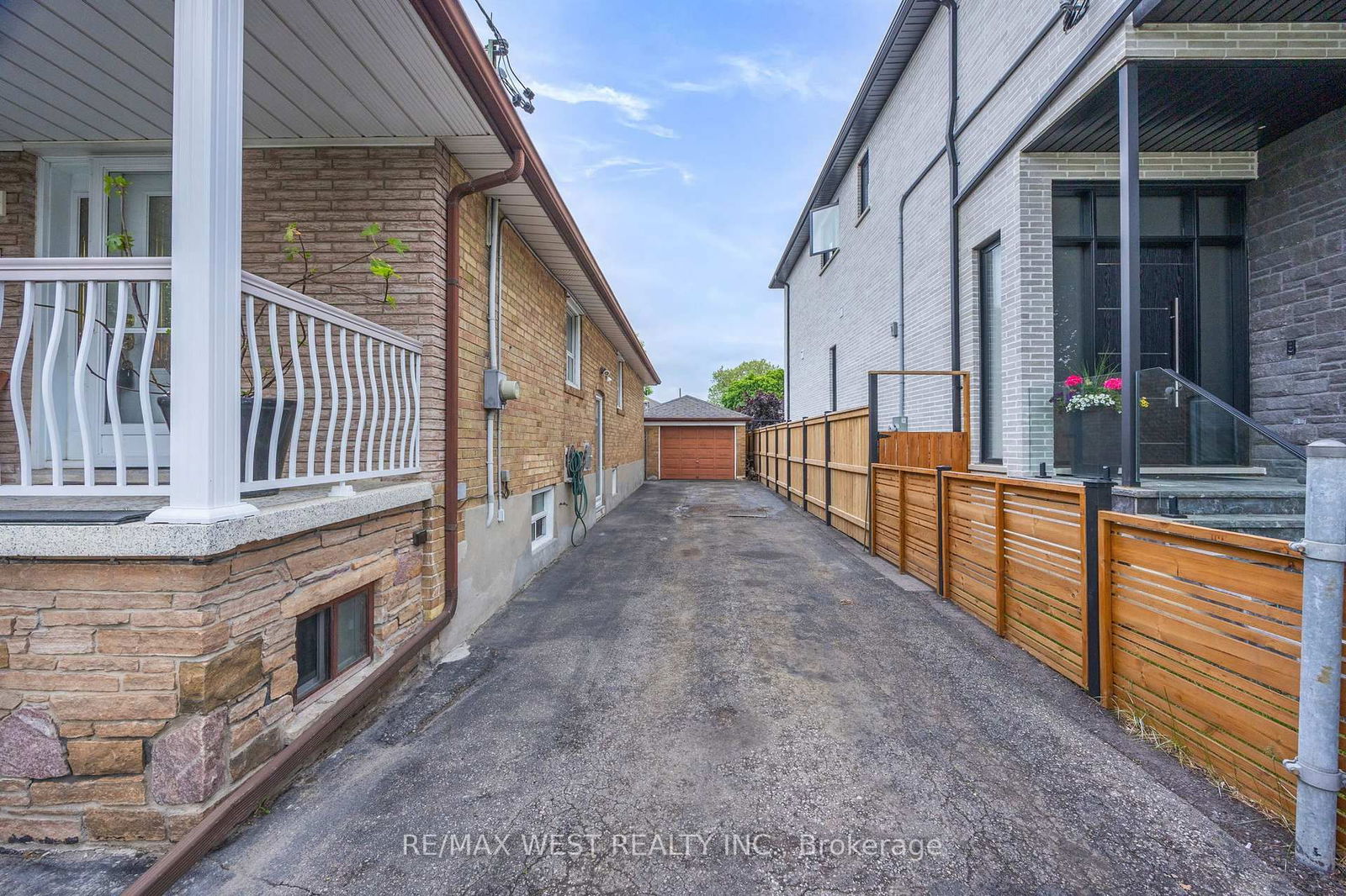 Detached House for sale at 47 Brawley Avenue, Toronto, Islington-City Centre West, M8Z 4Z5 - MLS: W12184367
