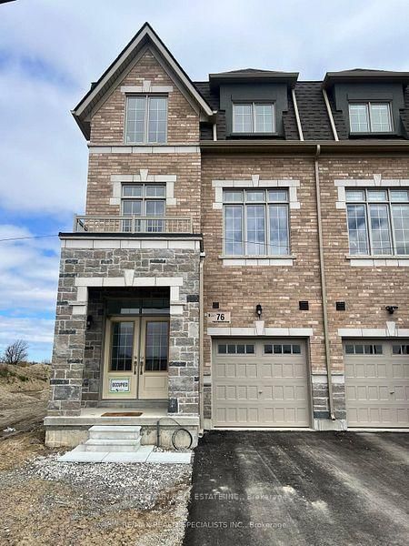 76 Foxsparrow Road
