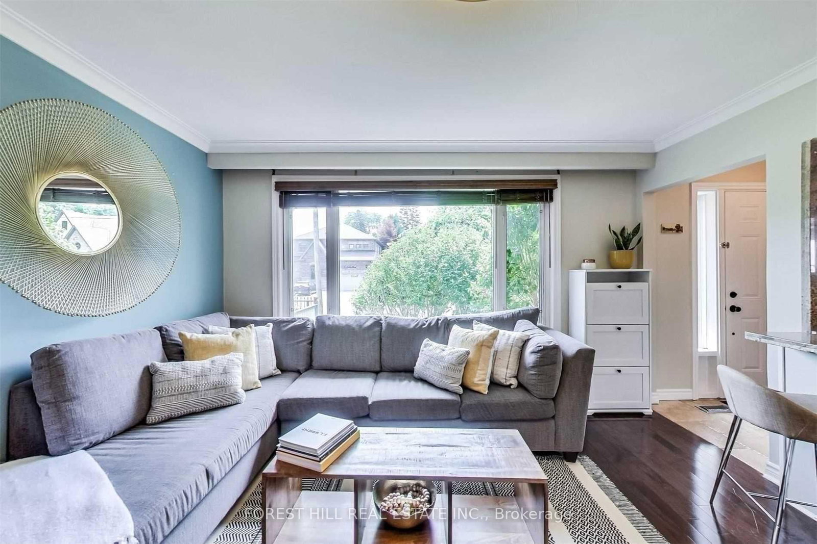 853 Ninth Street - Photo 2