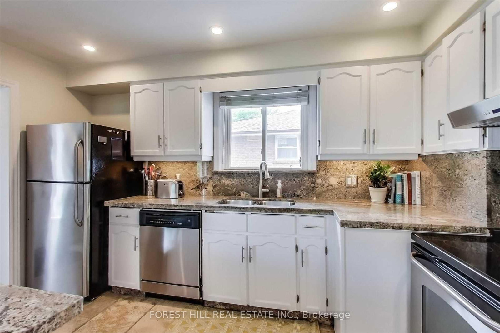 853 Ninth Street - Photo 8