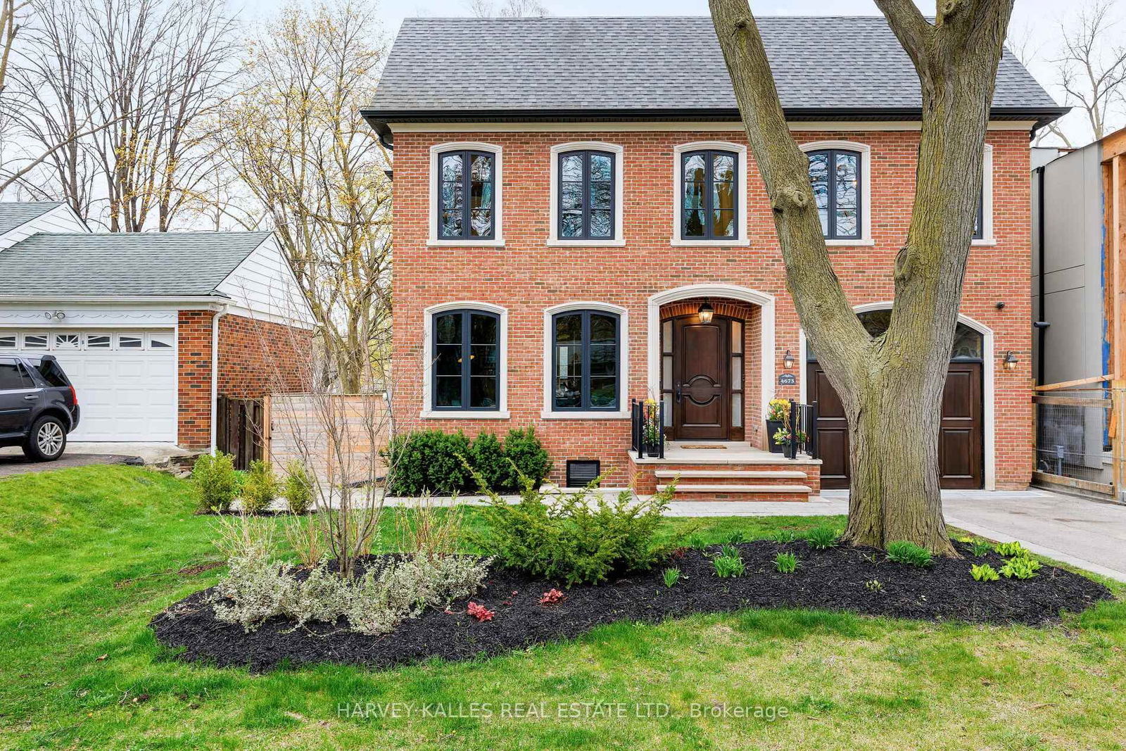 Detached House for sale at 4673 Dundas Street, Toronto, Kingsway South, M9A 1A4 - MLS: W12184849