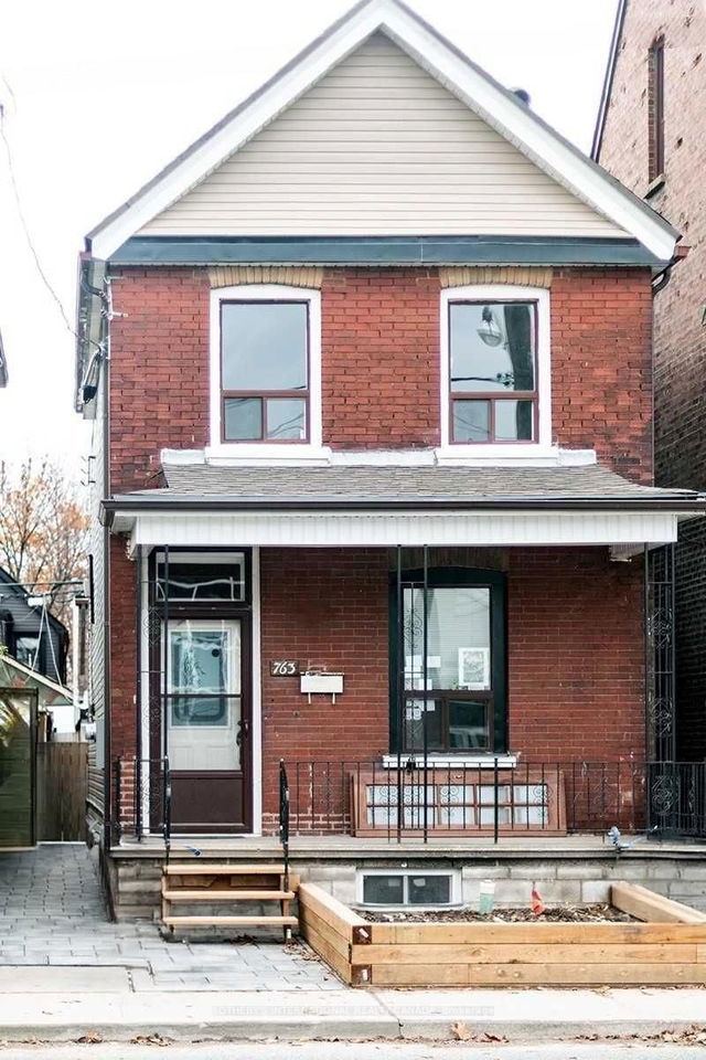 Lower 1 - 763 Dupont Street