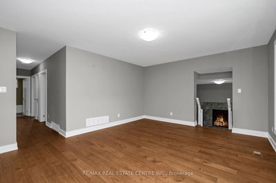 46 Moultrey Cres, Halton Hills - Georgetown image-0-4
