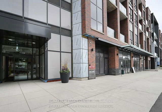 1811 - 430 Square One Drive