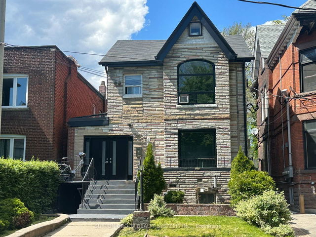 204 - 70 Melbourne Avenue