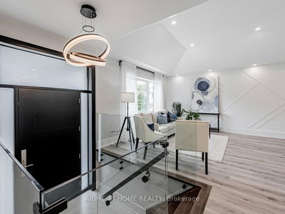 3 Rollins Pl, Toronto - Islington-City Centre West image-0-3