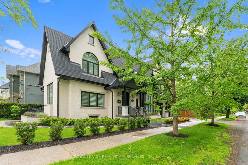 161 The Kingsway, Toronto, M8X 2V5 | Image 2