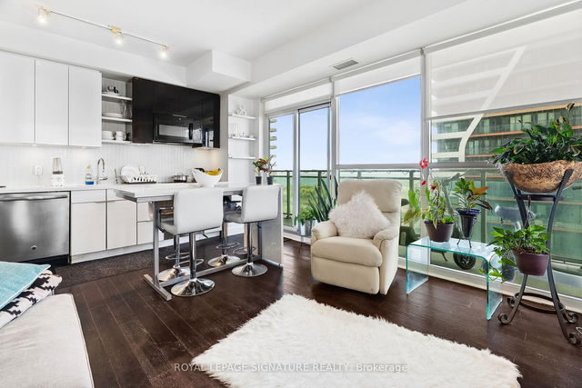1303 - 33 Shore Breeze Drive