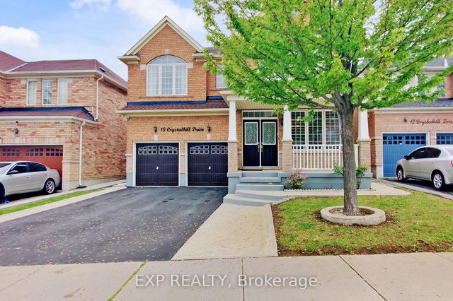 10 Crystalhill Drive