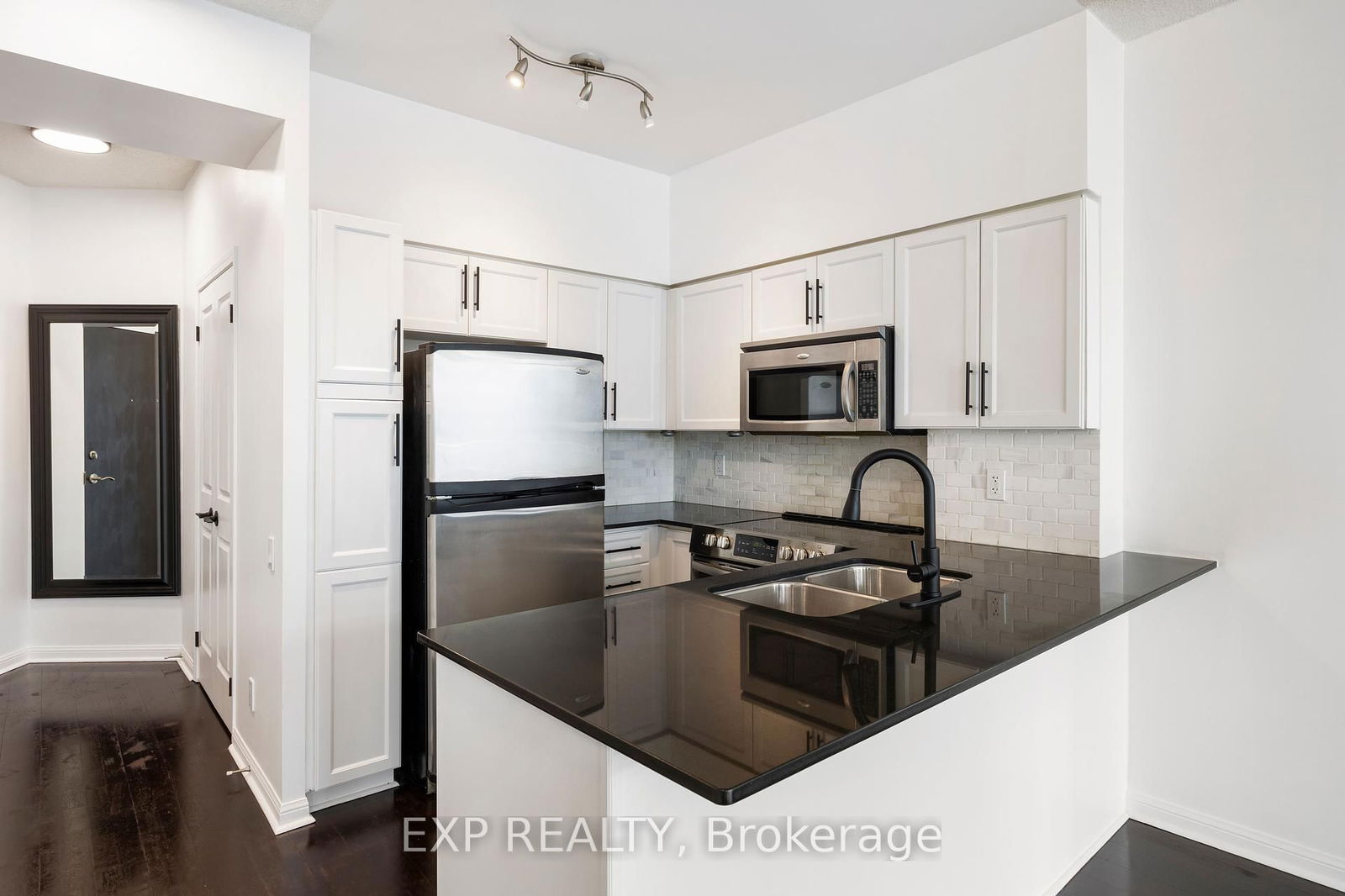 Condo for sale at 2501-15 Windermere Avenue, Toronto, High Park-Swansea, M6S 5A2 - MLS: W12186438