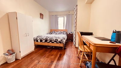 22 Troyer Ave, Toronto - York University Heights image-0-3